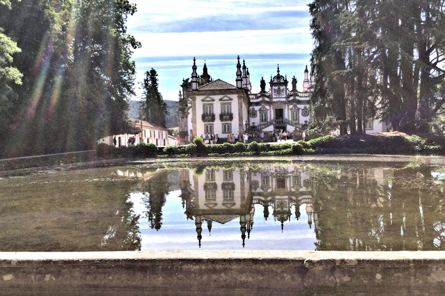 Casa Mateus photograph